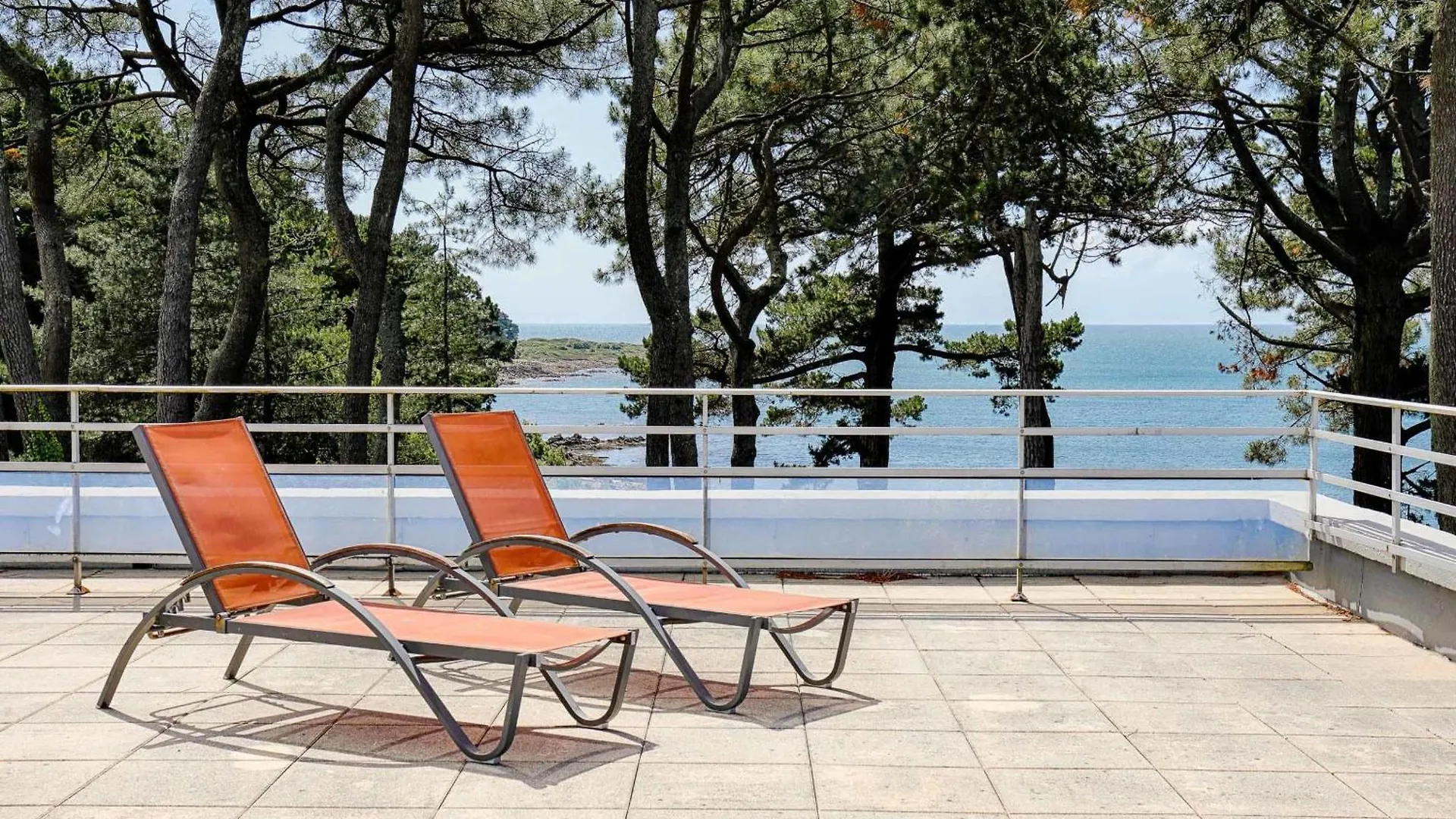 Spacious T4 With Wifi On The Seafront 생 필리베르 프랑스